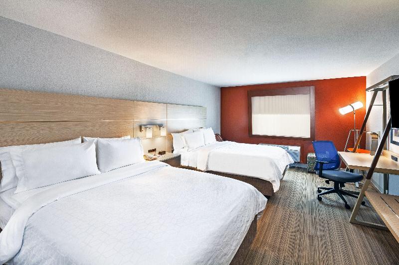 Номер Стандарт Вид на Реку, Holiday Inn Express Hotel And Suites Jenks, An Ihg