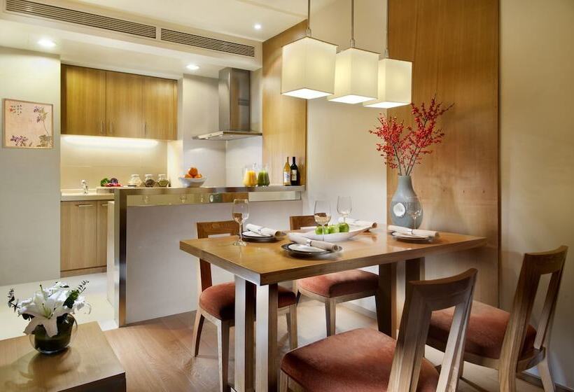 דירת אקזקיוטיב 2 חדרים, Somerset International Building Tianjin