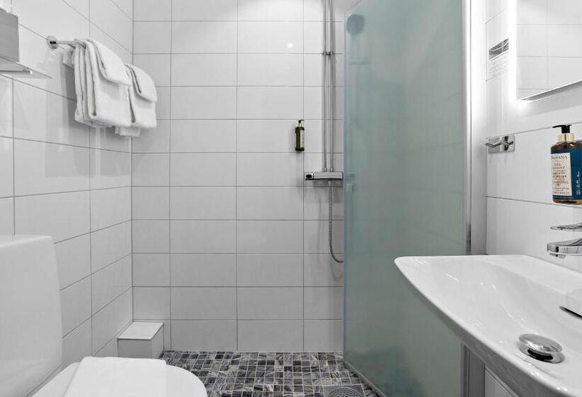 Семейный Номер, Palm Tree Hotel, Best Western Signature Collection