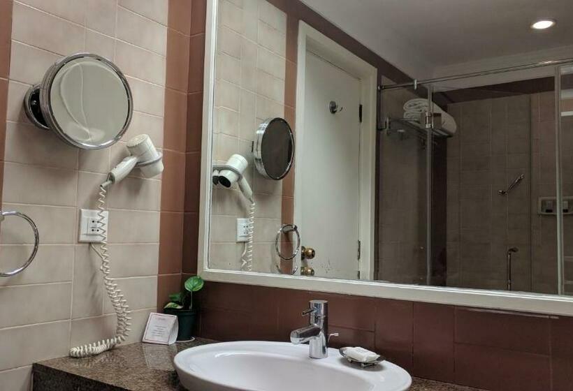 高级大房间, The Gateway Hotel Beach Road, Calicut