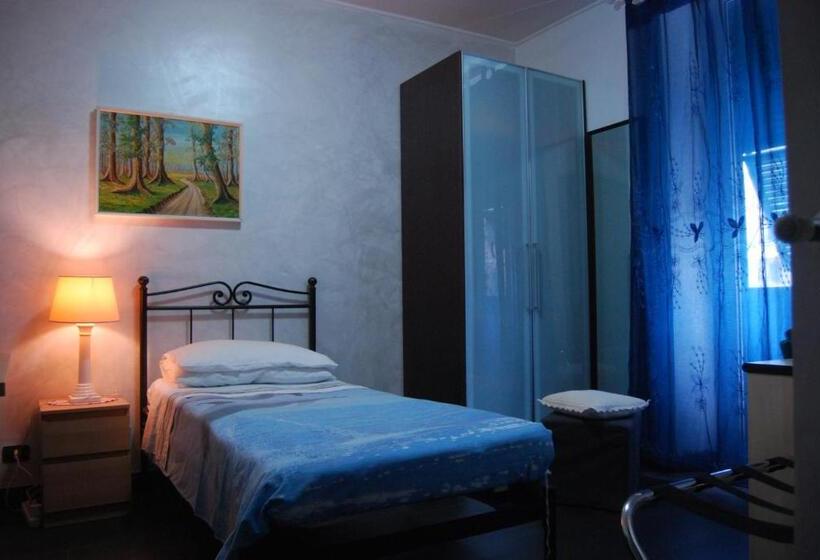 اتاق استاندارد یک تخته با سرویس بهداشتی مشترک, Casa Mama Guesthouse