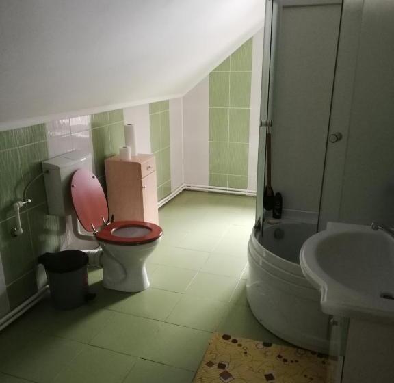 Трехместный Номер Стандарт с Балконом, Pension, Camping & Biker Station Zur Deutschen Eiche