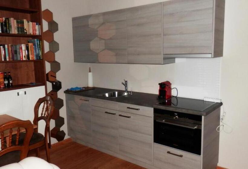 Апартаменты 1 Спальня, Chalet Mund