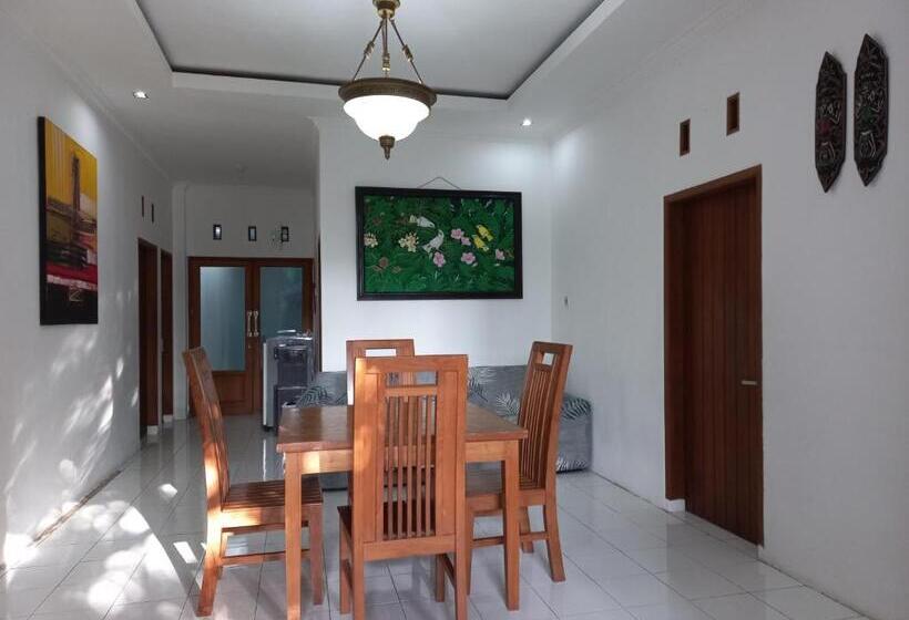 خانه 1 خوابه, Nusawiru Guest House