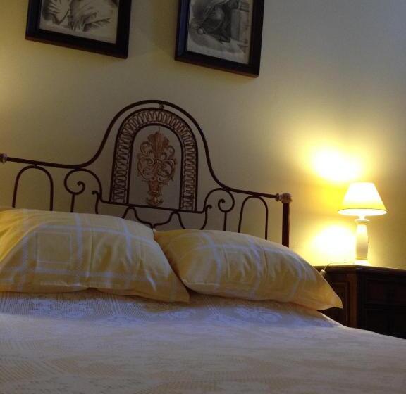اتاق استاندارد یک نفره, Casa Da Tia Guida