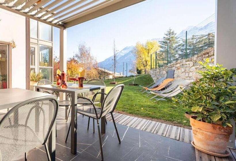اتاق استاندارد با چشم‌انداز کوهستان, B&b Ambrosia