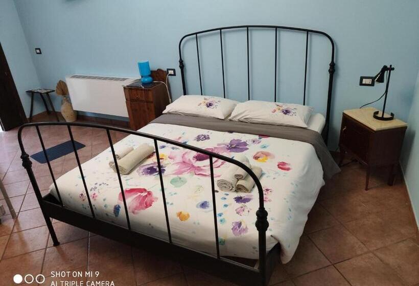 اتاق استاندارد یک نفره, Borgo Lamurese