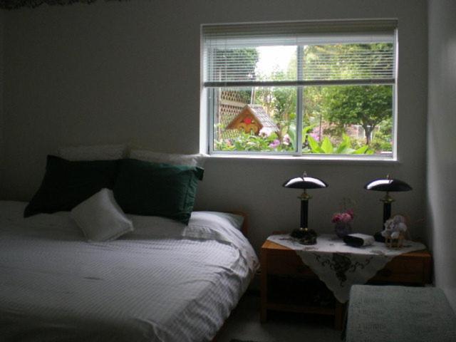 带大床的标准间, Island View B&b