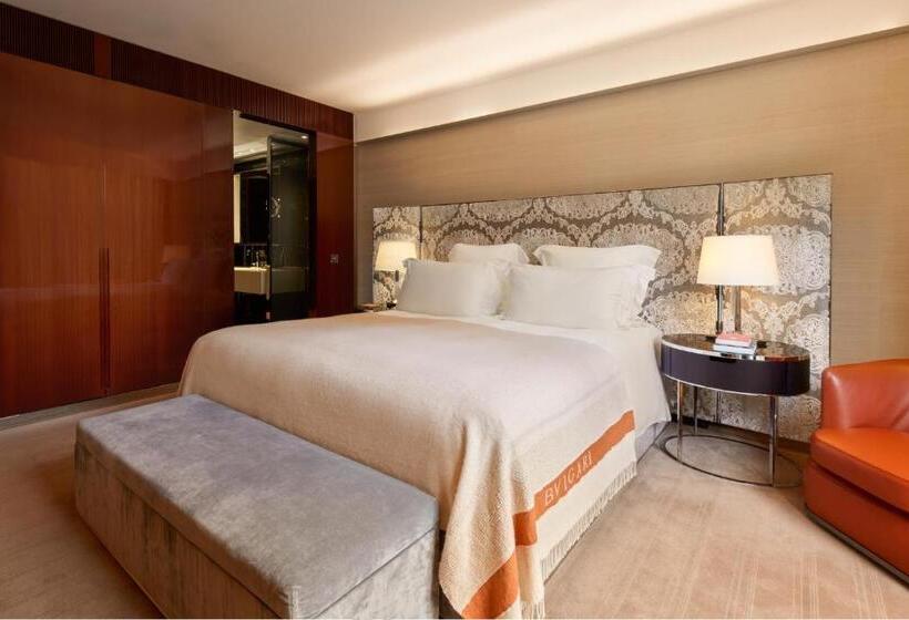 Номер Deluxe, Bulgari Hotel London
