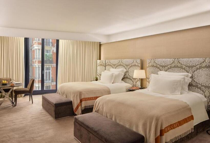 Номер Executive, Bulgari Hotel London