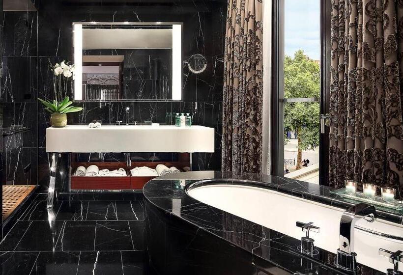Студия Стандарт, Bulgari Hotel London