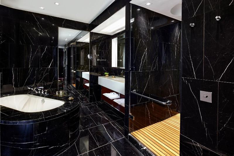 Люкс Повышенной Комфортности, Bulgari Hotel London