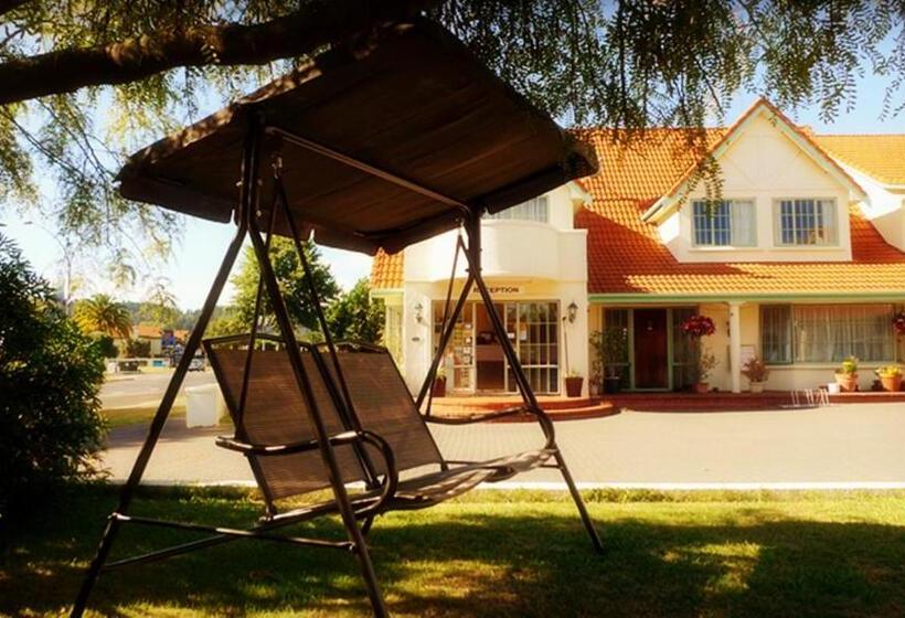 标准工作室, Rotorua Coachman Spa Motel