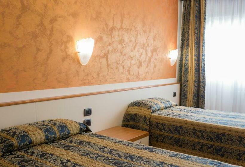 Номер Стандарт Индивидуальный, Airmotel