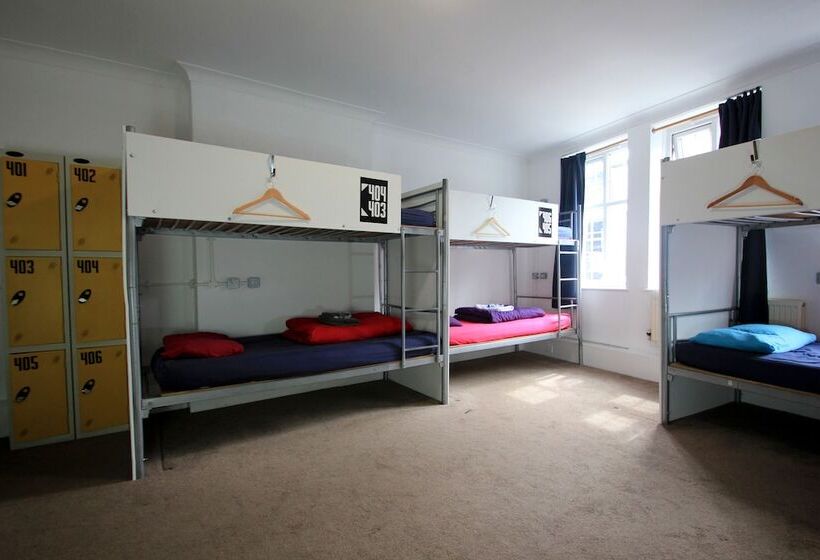 共用房间的床, Central Backpackers