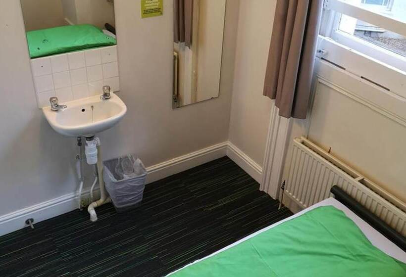 Номер Стандарт Совместная Ванная, Yha London Earl S Court