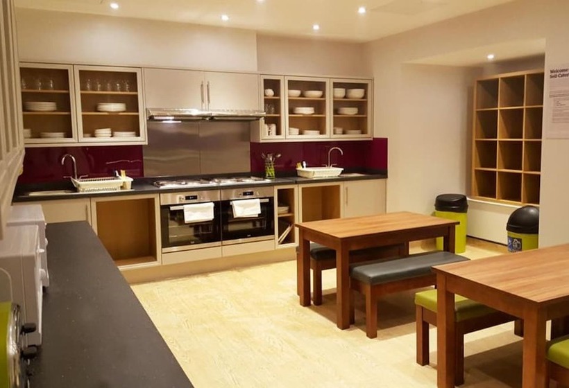 Четырехместный Номер Стандарт, Yha London Earl S Court