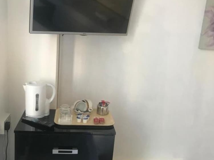 Номер Стандарт, Carlton Court Hotel Eastbourne
