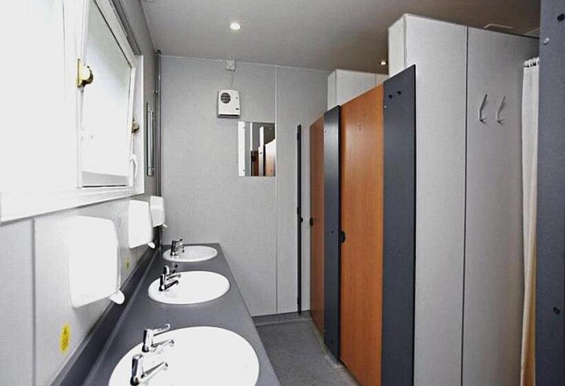 اتاق استاندارد یک تخته با سرویس بهداشتی مشترک, Inveraray Hostel