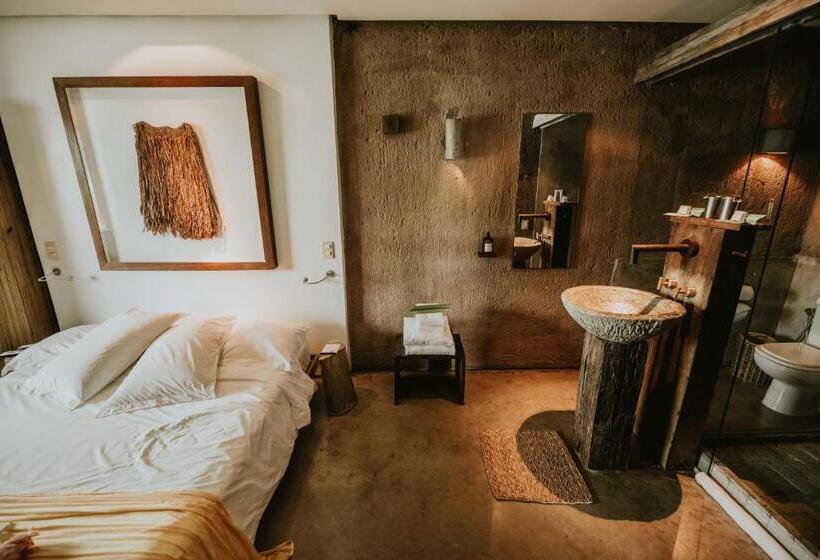 스위트, Kenoa Exclusive Beach Spa & Resort