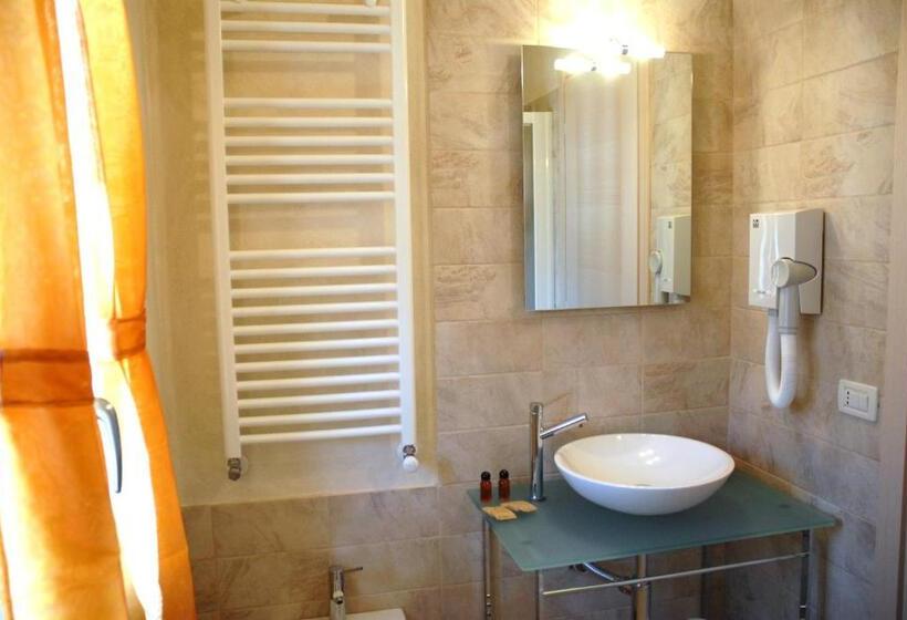 اتاق استاندارد چهار تخته با چشم‌انداز دریا, Acqua Di Mare