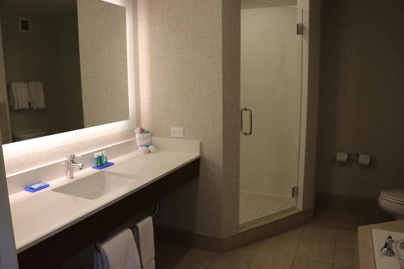 Люкс Кровать Квин, Holiday Inn Express Hotel & Suites El Dorado Hills, An Ihg