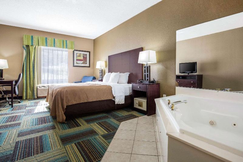 스위트 킹사이즈 침대, Holiday Inn Express Hotel & Suites Lake Placid, An Ihg