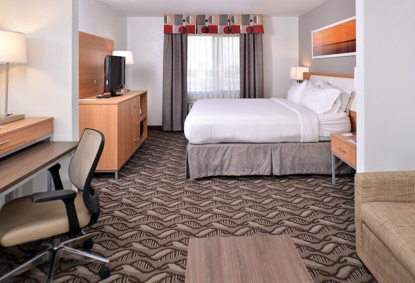Люкс, Holiday Inn Express Hotel & Suites Lonoke I 40, An Ihg