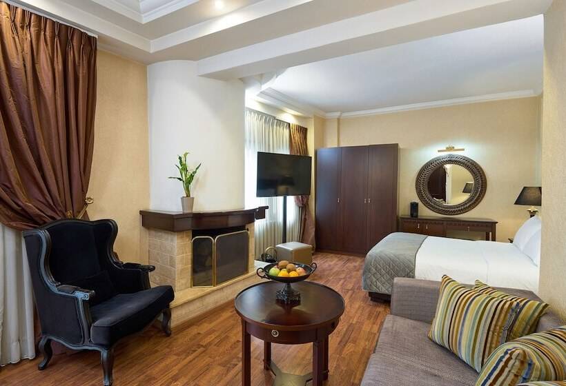 Family Suite, Olympus Mediterranean Boutique