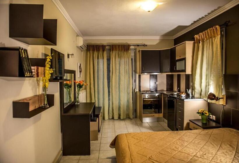 带阳台的豪华间, Sozos Inn Hotel Vonitsa