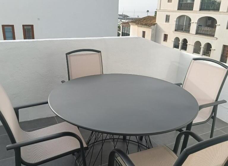 Апартаменты 1 Спальня Вид на Море, Duquesa Harbour Club Apart