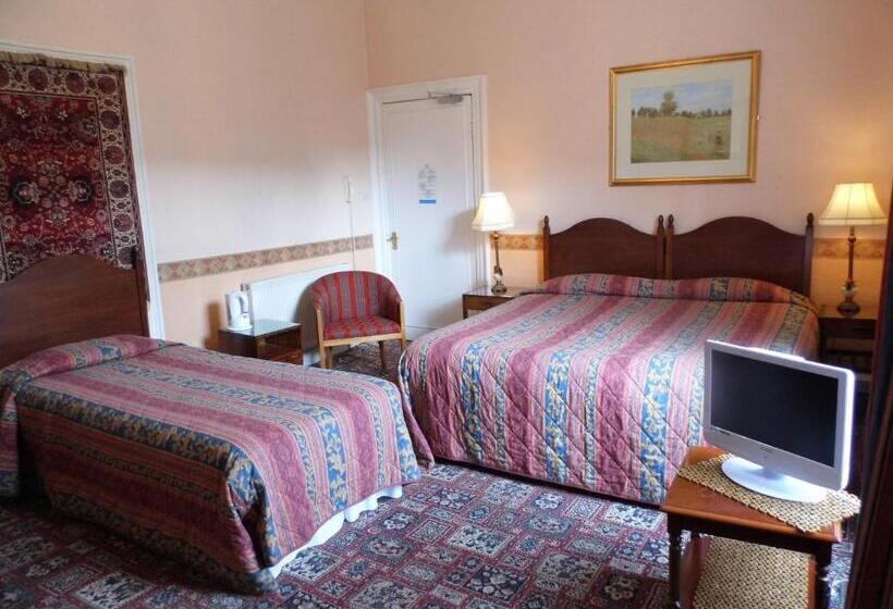 Номер Стандарт Трехместный, Averon Guest House