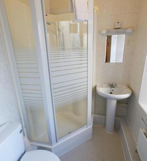 Номер Стандарт Трехместный, Averon Guest House