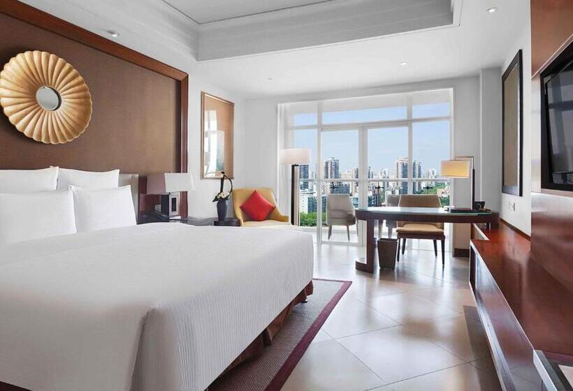اتاق اجرایی با تخت بزرگ, Pullman Haikou