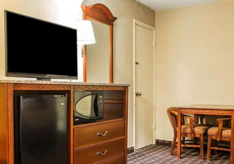 Люкс Кровать Кинг, Holiday Inn Express Hotel & Suites Austin South   Buda