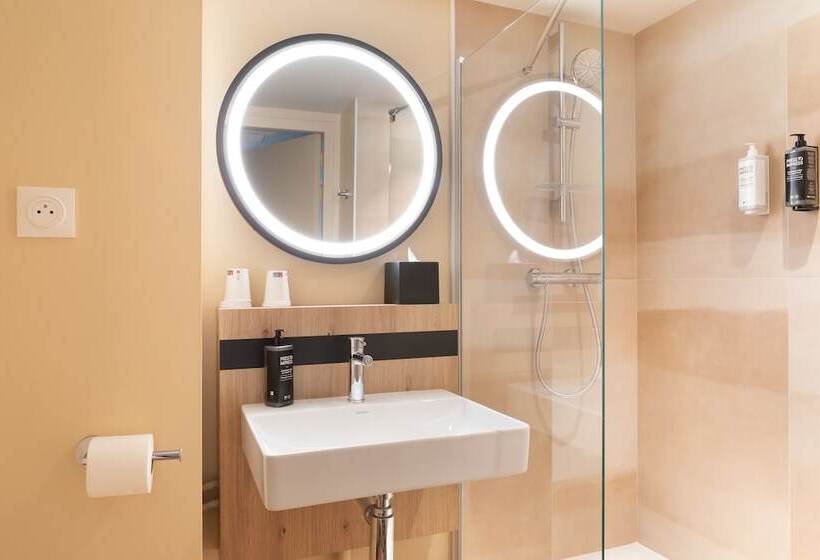 Номер Стандарт, Ibis Styles Versailles Saint Quentin En Yvelines