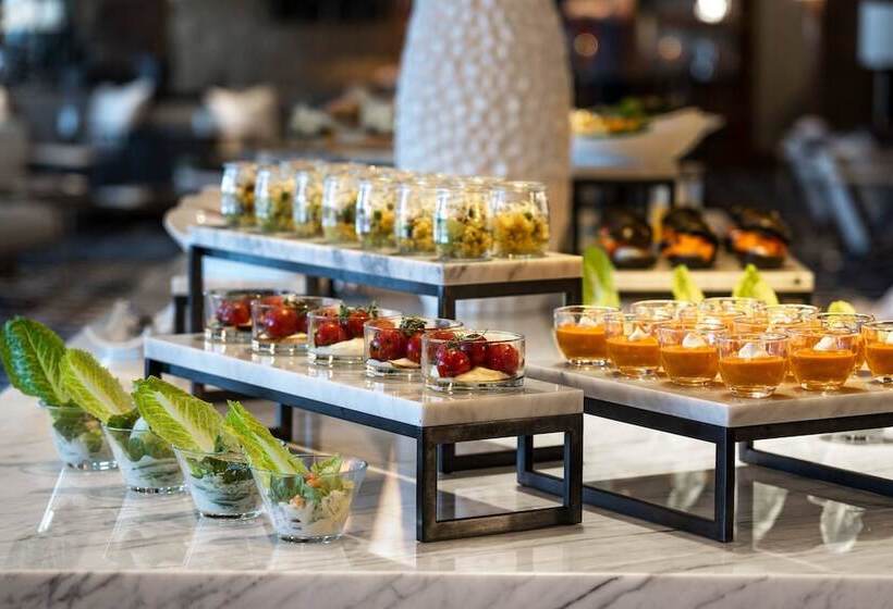 سوییت اجرایی, The Ritz Carlton, Los Angeles L.a. Live