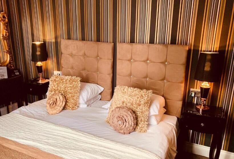 Номер Superior, The Hotel Commodore
