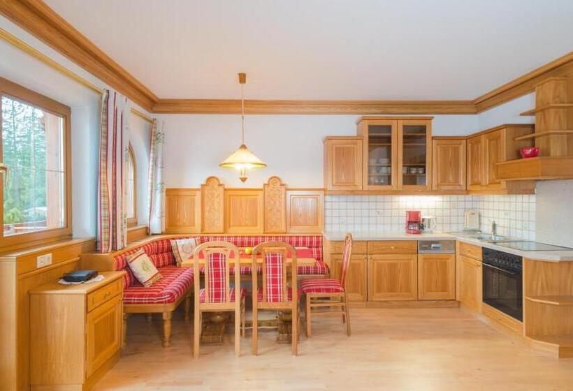 Апартаменты 2 Спальни, Lindenhof