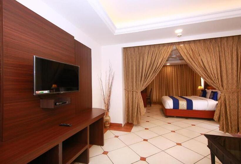 Люкс Повышенной Комфортности, Emarald Suites