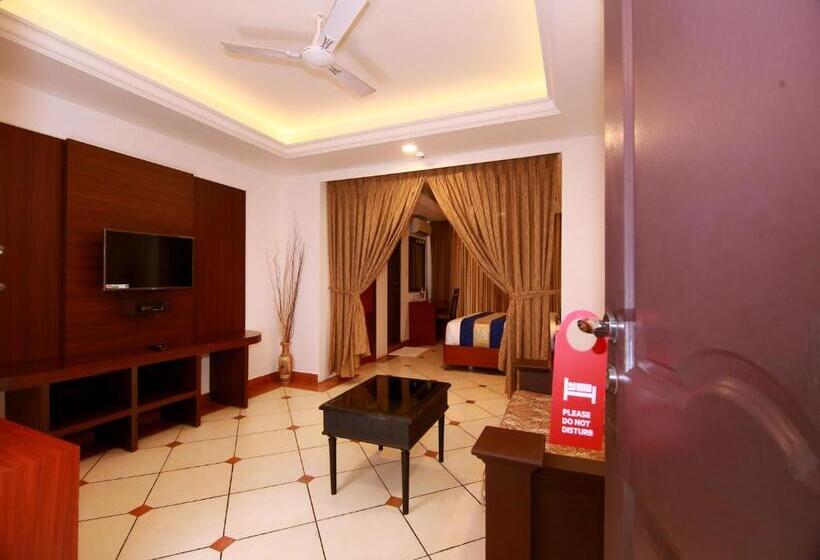 Люкс Повышенной Комфортности, Emarald Suites