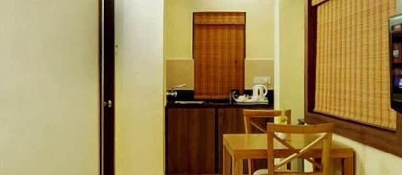 Номер Премиум, Sandalwood Hotel & Suites