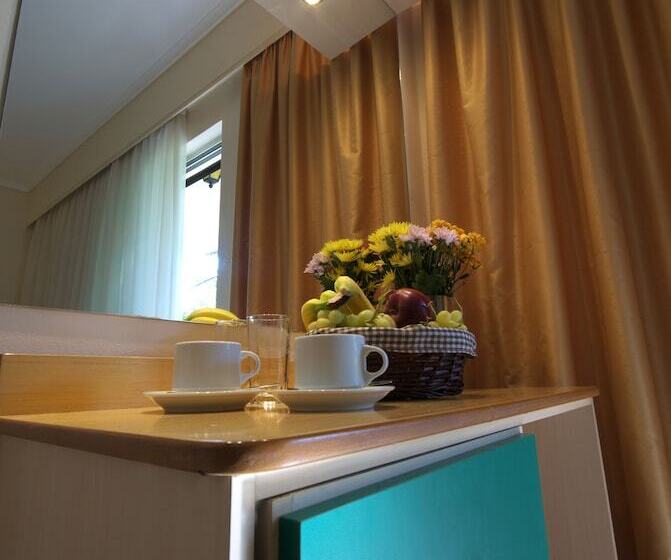 スタンダードシングルルーム, Poseidon Hotel And Apartments