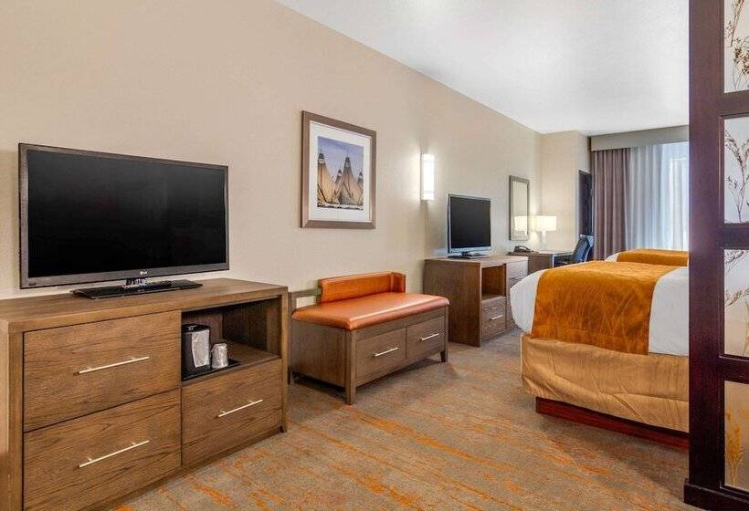 Люкс, Comfort Inn & Suites Brighton Denver Ne Medical Center