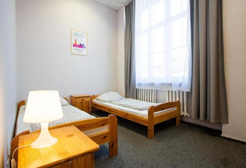 غرفة قياسية حمام مشترك, Moon Hostel Wrocław