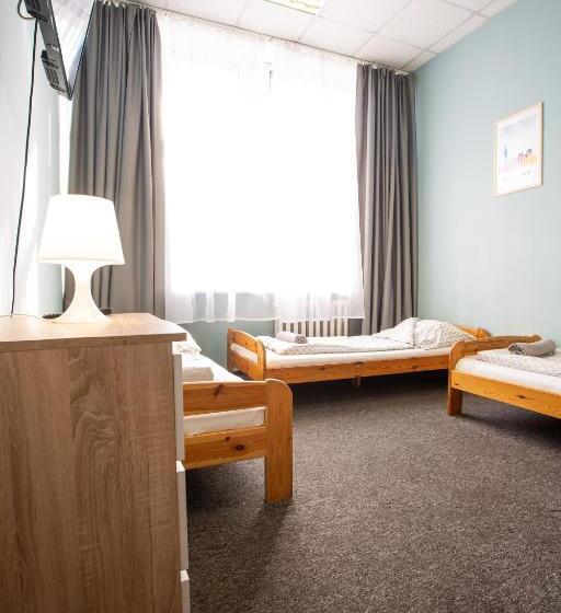 غرفة قياسية رباعية, Moon Hostel Wrocław