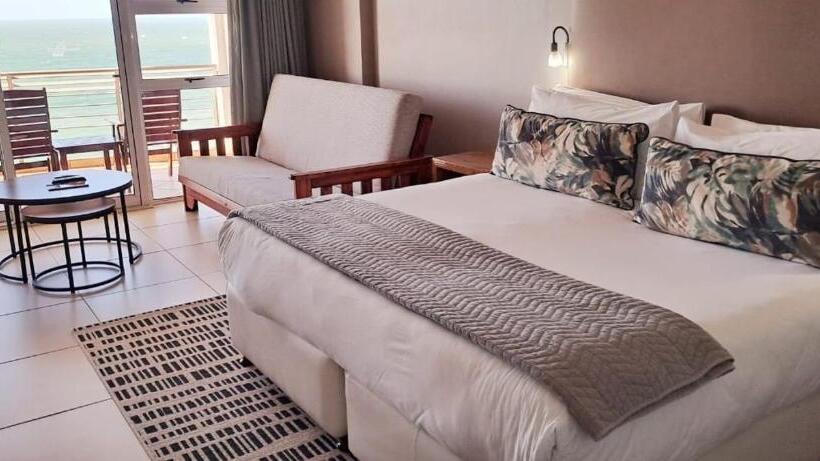 스탠다드 트리플 룸, Diaz Hotel And Resort