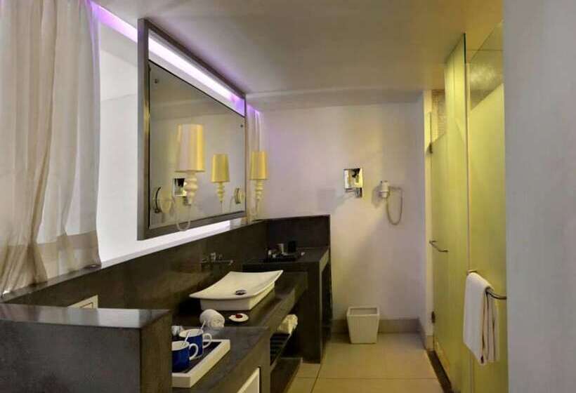 Номер Deluxe, The Park Calangute Goa