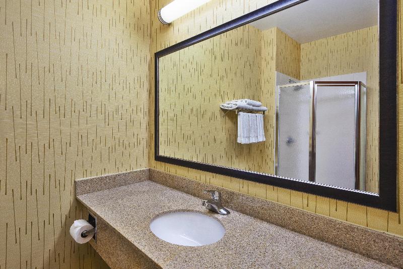 Стандартный Номер Кровать Кинг, Hilton Dalian