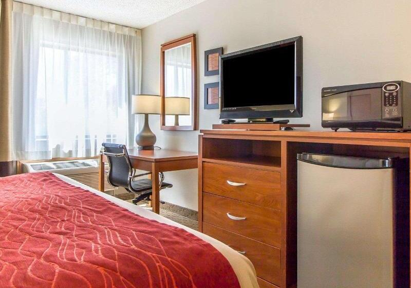 חדר סטנדרט מותאם לאדם עם מוגבלויות, Holiday Inn & Suites Green Bay Stadium, An Ihg